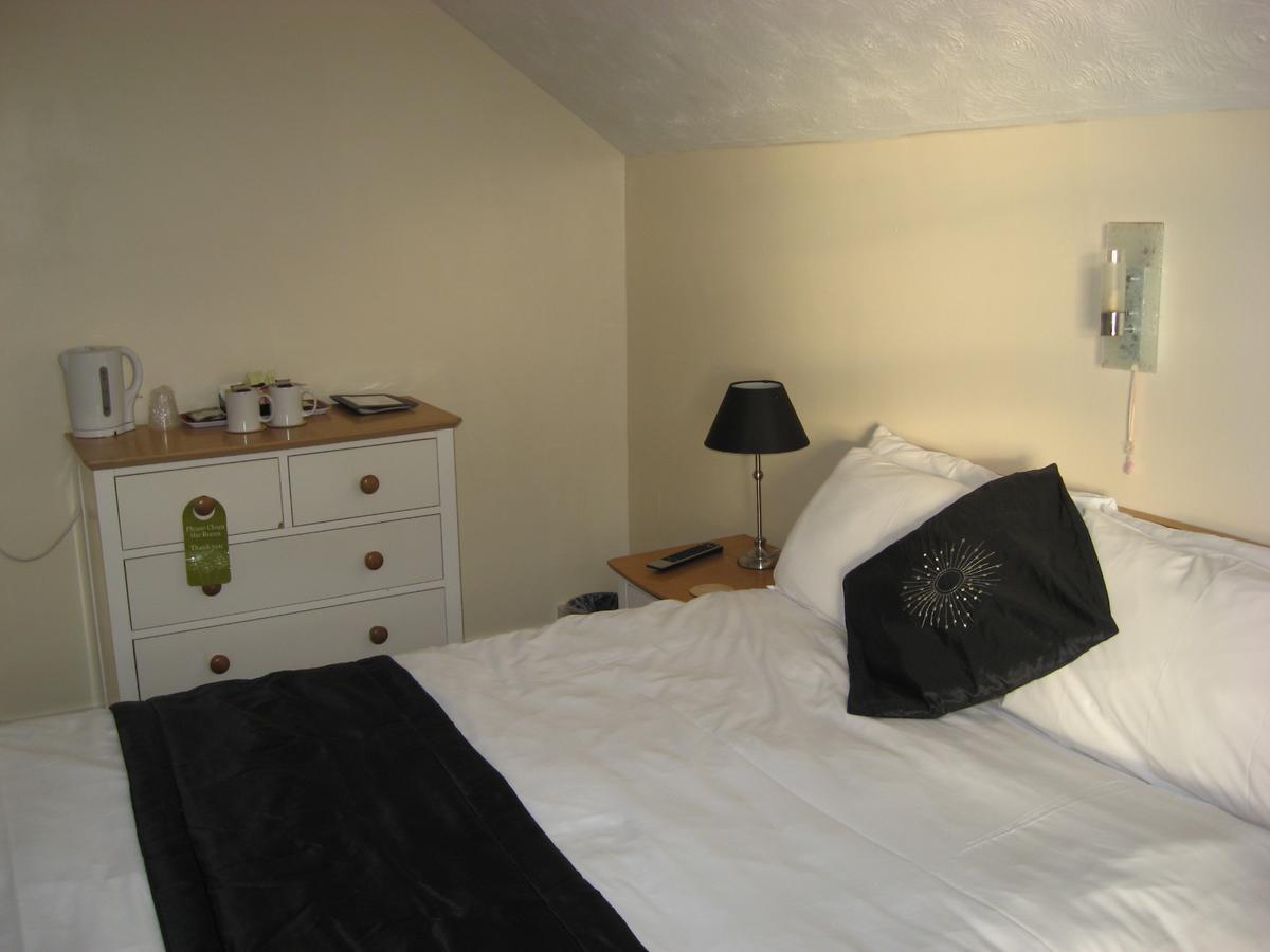Eastbourne Reymar Bed & Breakfast Exterior photo